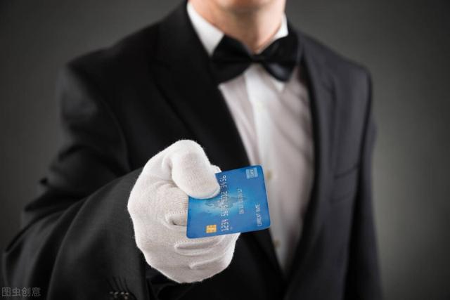 同一家银行可以办两张信用卡吗是否会产生其他费用！同一家银行可以办两张信用卡吗是否会产生其他费用呢。
